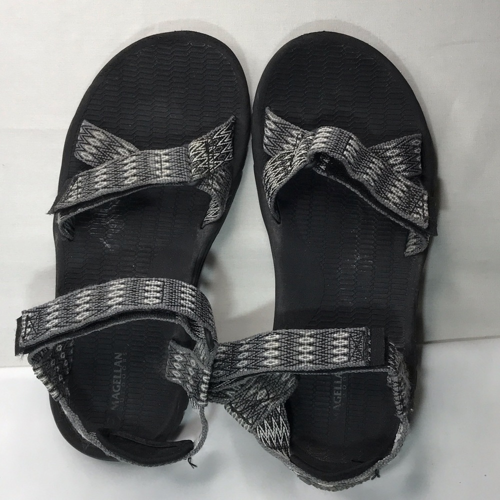 Magellan Outdoors Women’s Black and White Sandals Size 8